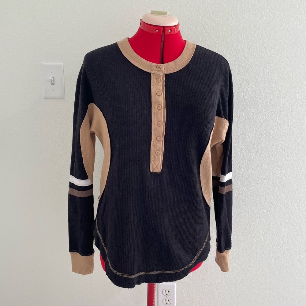 BDG Black and Tan Waffle Knit Henley